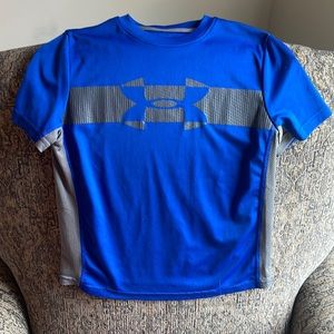 Blue under armour tee